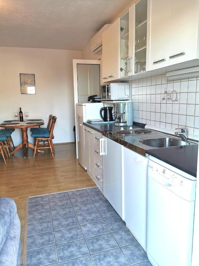 Apartmani Gabi Cesarica Exterior foto